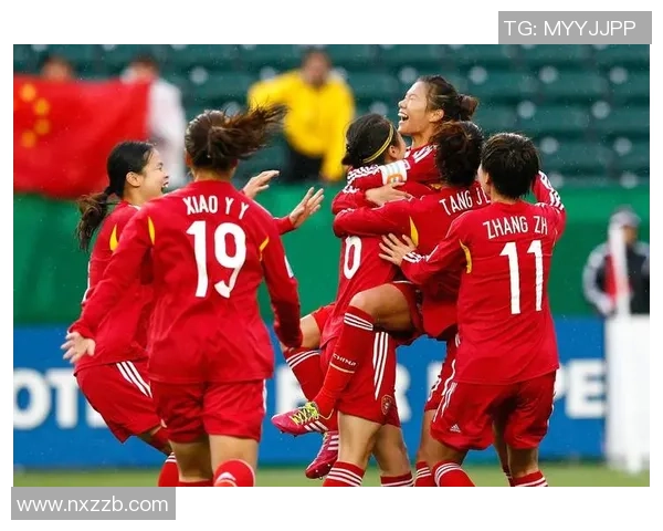 足球女队球星精彩瞬间展现赛场风采,铿锵玫瑰闪耀世界足坛